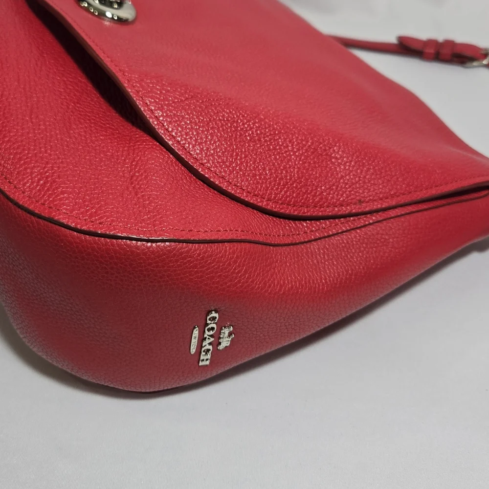 Coach Pebbled Leather Turnlock Hobo Red Purse